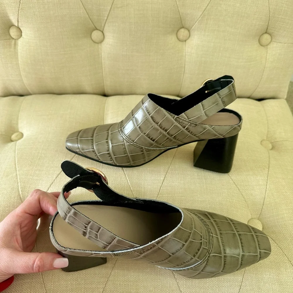 Black Crocodile Pattern Block Heel Mules - Picture 4 of 7